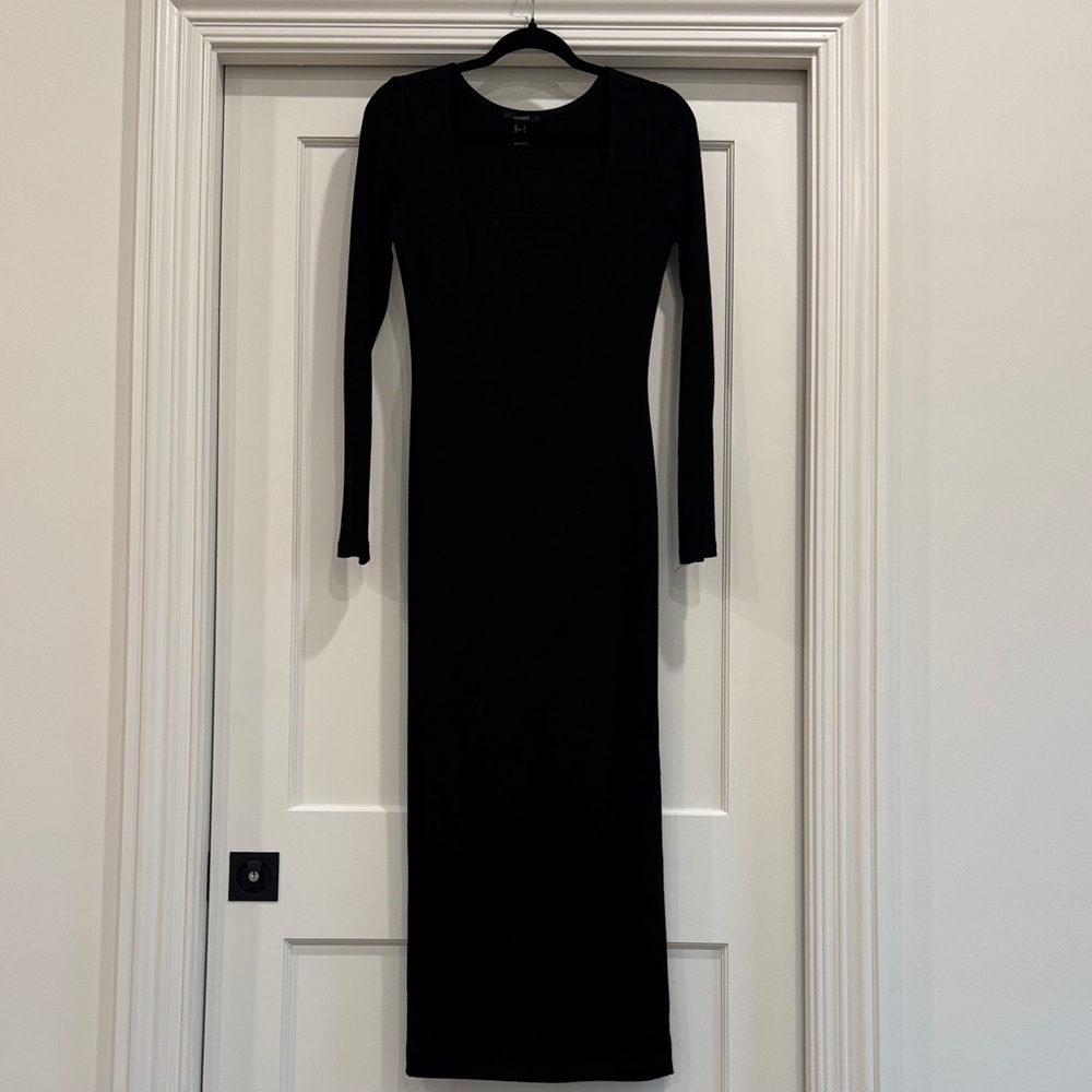 NWOT FOREVER 21 LONG SLEEVE KNIT MAXI DRESS MEDIUM